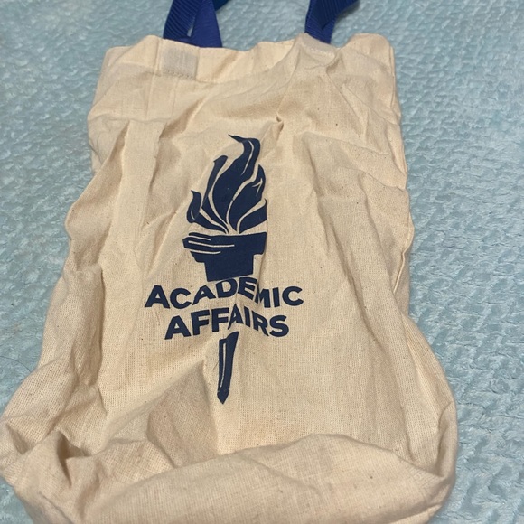 UConn Small Shoulder Bag - Picture 2 of 4